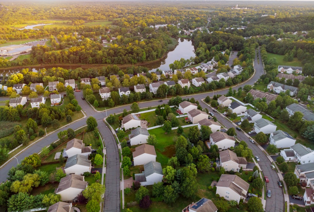 Security assessment of multiple access points in gated community